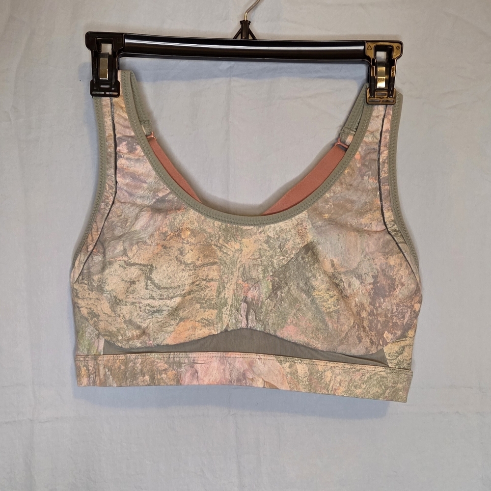 Fabletics Belle High Impact Sports Bra in Green/Pink - Size L/XL(?)